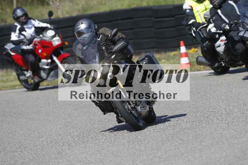 /01 02.04.2026 MAZ ADR/Gruppe gelb Gruppe gruen/82